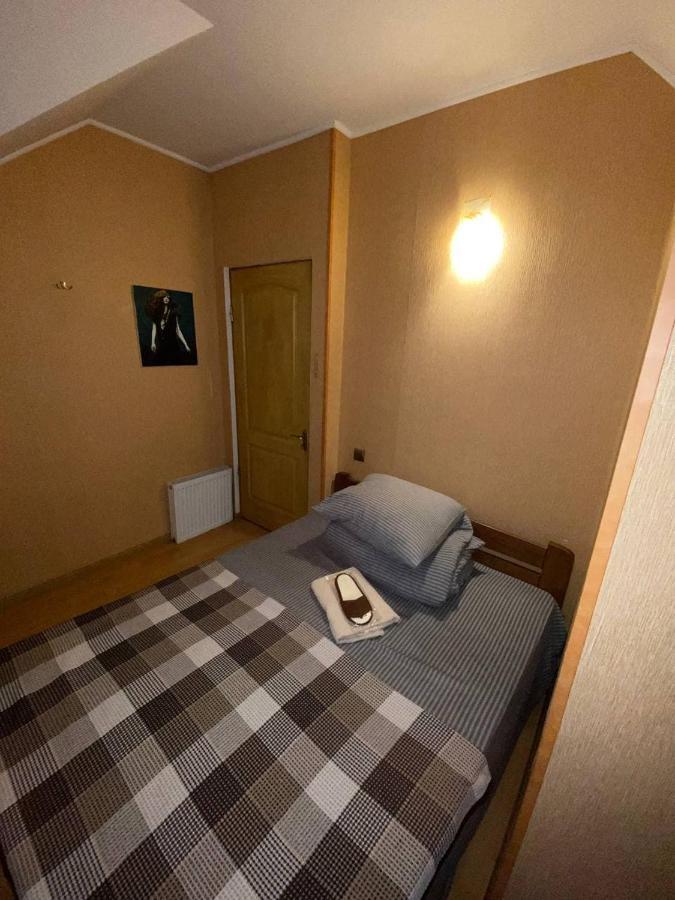 Inn Khlibodarskiy Khlibodarske Eksteriør bilde